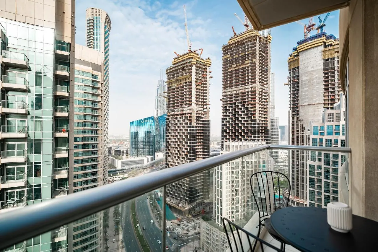 شقة دبي  في Higuests - Designer Apt With Panoramic View Near Burj Khalifa 0*,